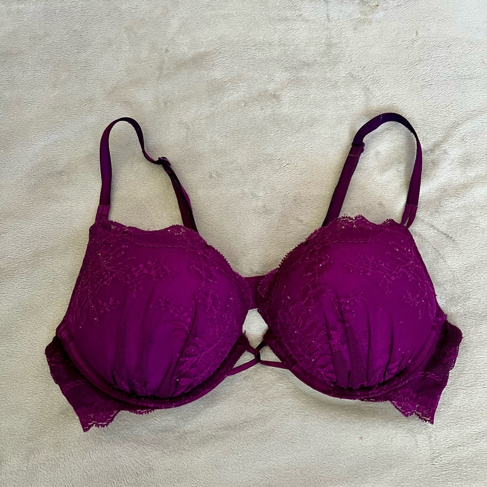 Victoria’s Secret Bombshell